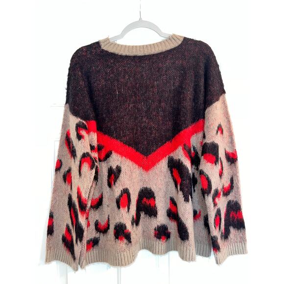 Mustard Seed Chevron Leopard Print Cozy Pullover Sweater - size M - Picture 5 of 7
